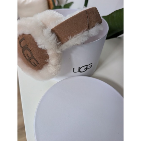 UGG Accessories - UGG NEW IN BOX SHEEPSKIN & CHESTNUT LOGO EARMUFFS